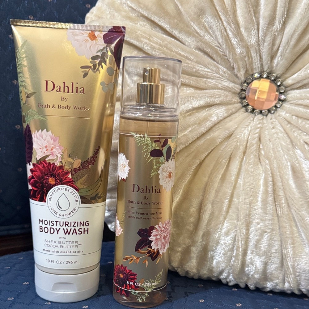 Bath & Body Works Dahlia Moisturizing Body Wash & Fragrance Mist - Gold